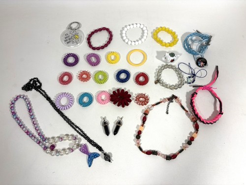 Bunte sammlung aus modeschmuck - aus,